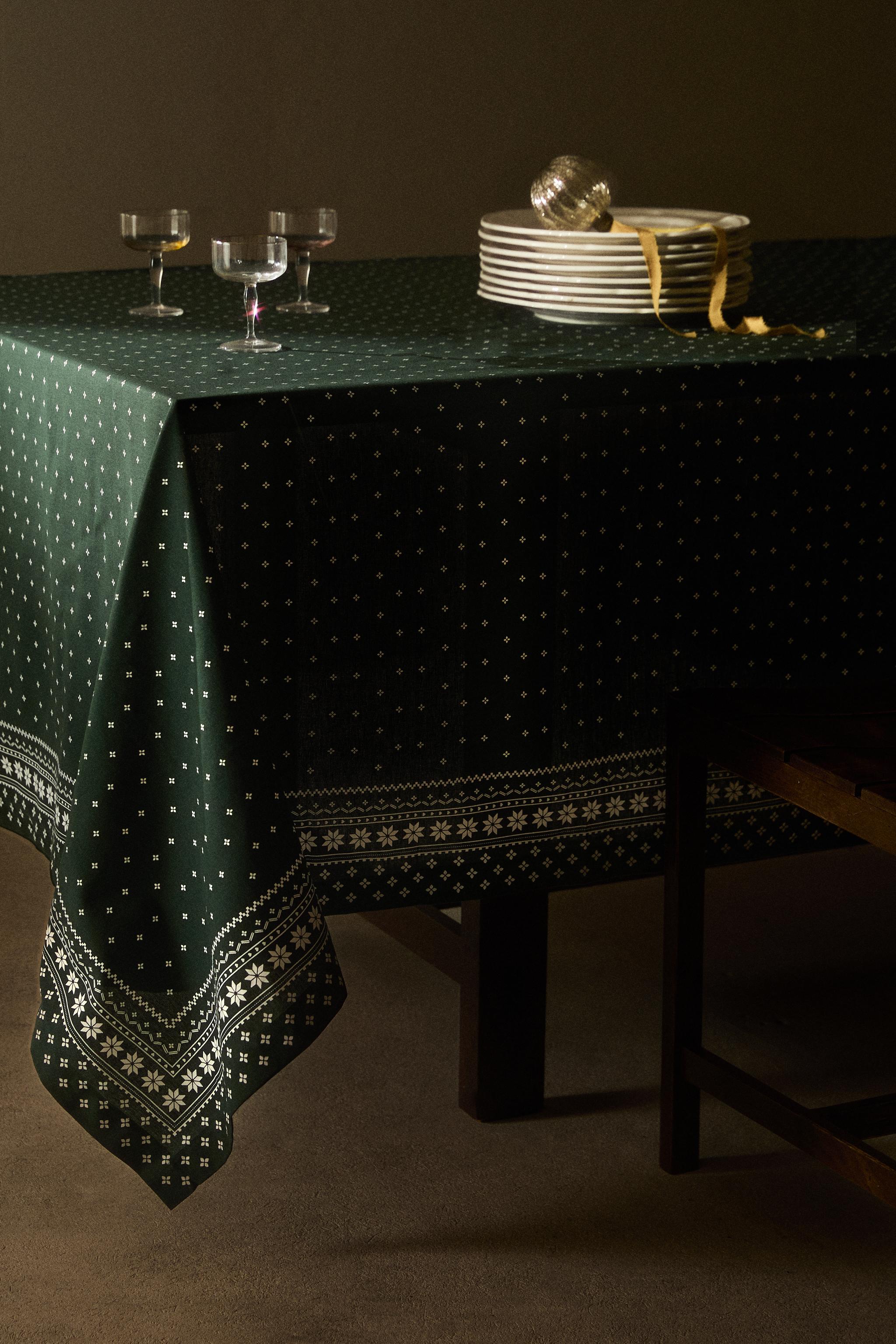 CHRISTMAS WINTER COTTON TABLECLOTH